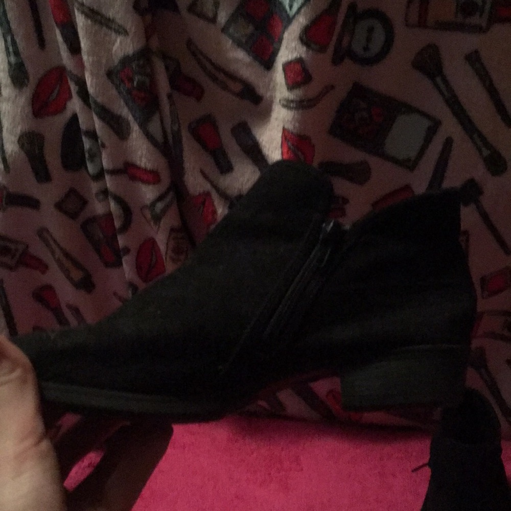 Boots - Picture 2 of 2